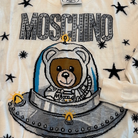 Moschino Cream Sweater with Bear and Stars - Picture 3 of 4